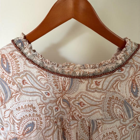 Tribal Boho Beige and Blue Paisley Blouse Size Medium Blouse Top NWOT Beads - Picture 9 of 9